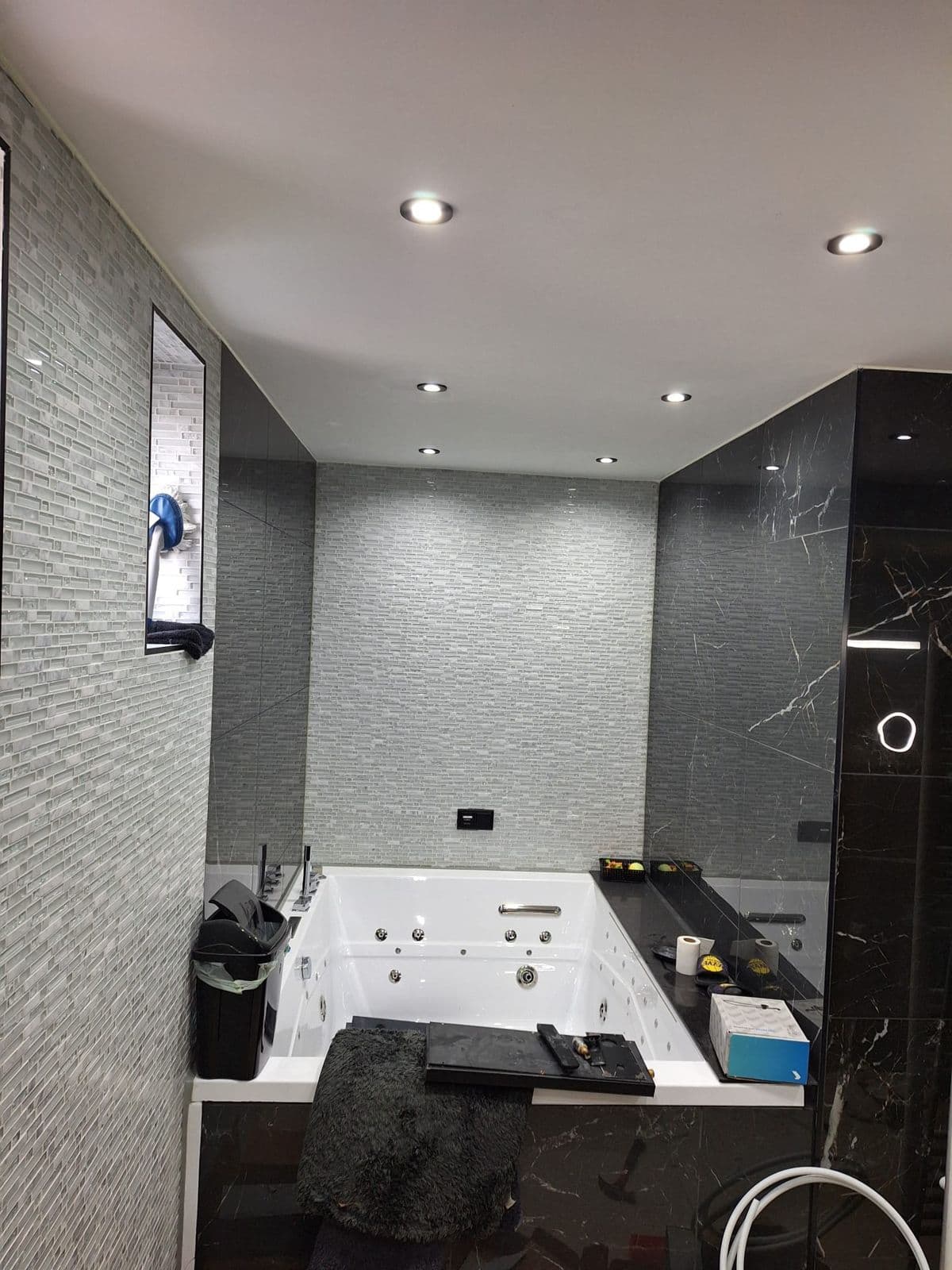 Toilet en badkamer zwart marmer: resultaat, foto 4