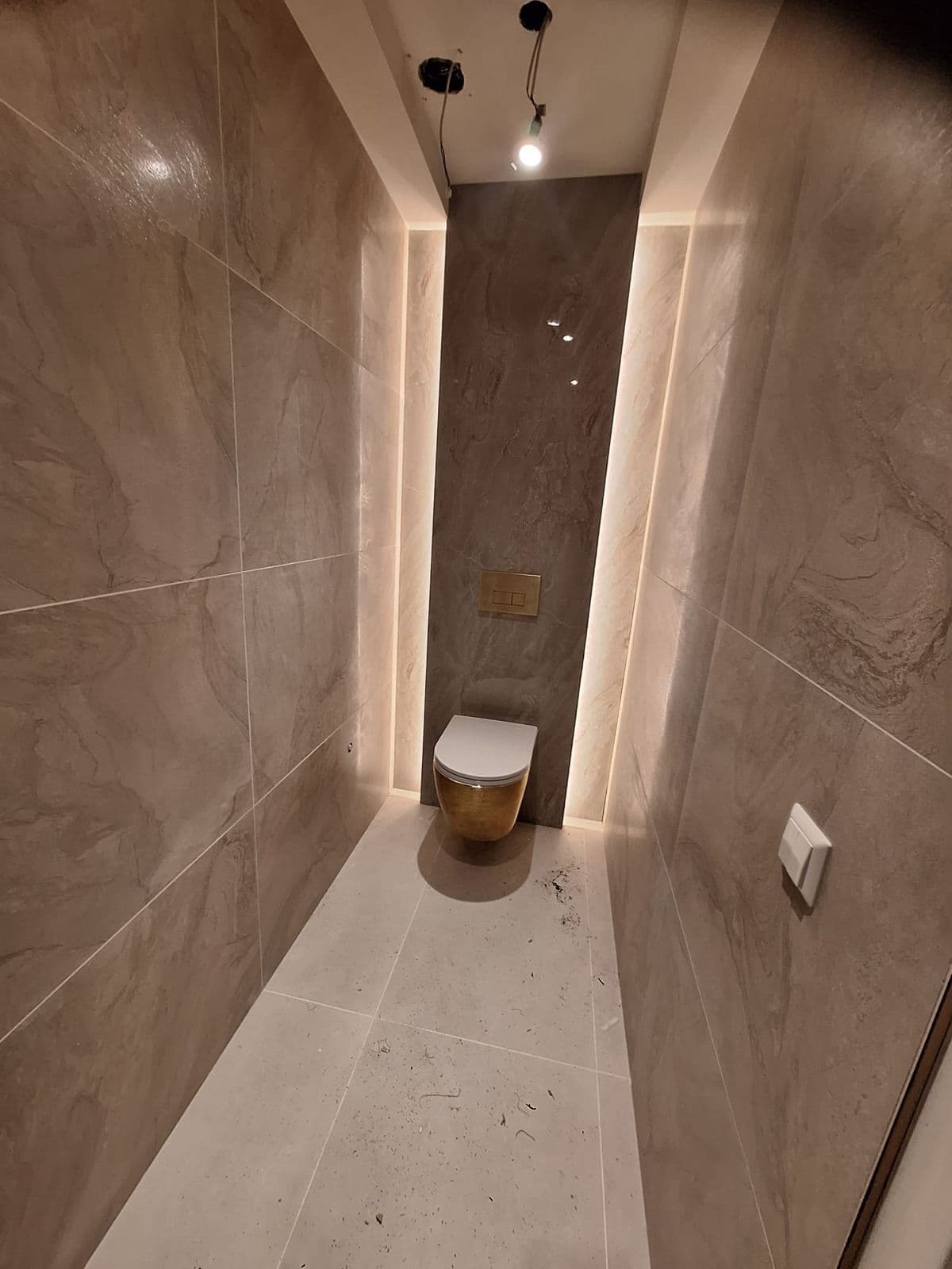 Luxe badkamer met dubbele regendouche in goud: resultaat, foto 2
